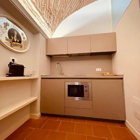 Palazzo Borgocolonne - Manu Maison 4*