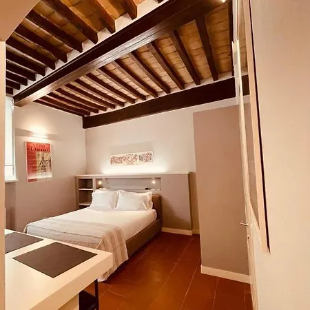 Affittacamere Palazzo Borgocolonne 4*