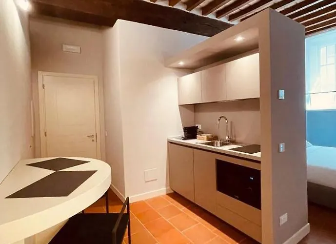 Palazzo Borgocolonne - Manu Maison 4*