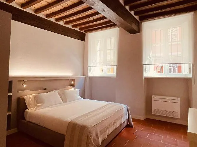 Guest house Palazzo Borgocolonne - Manu Maison 4*